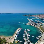 Beach Front Home In Srima Σπίτι διακοπών *