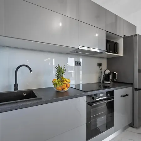 Vikendica Awesome In Srima