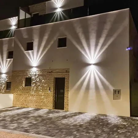 Σπίτι διακοπών Beach Front Home In Srima Srima